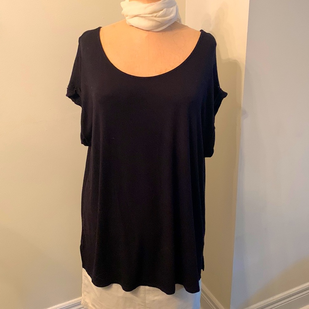 3 for$20 bundleK&C black lightly worn jersey top  Rolled cap sleeve.
